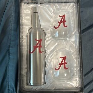 Alabama Crimson Tide 28oz. stainless Steal bottle with stemless tumblers set.